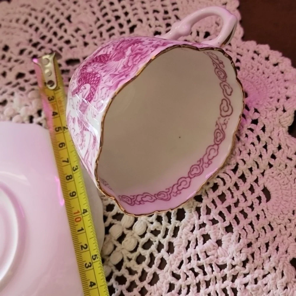 Pekin‎ fine bone china cup an saucer